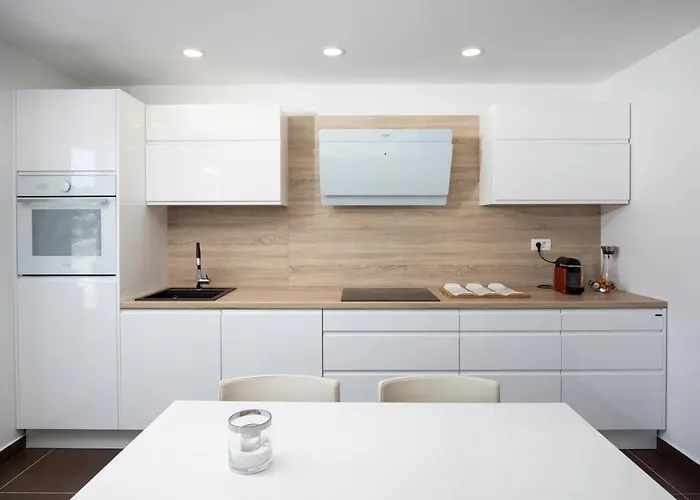 Monte Paradiso Sun Lejlighed